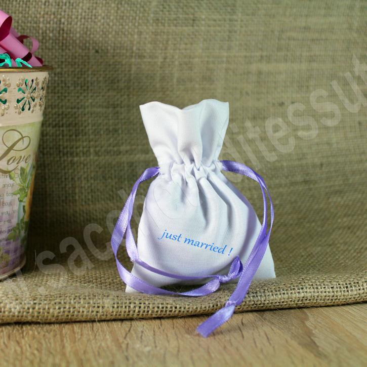 sacchetto in cotone bianco porta confetti chiusura a caramella 
