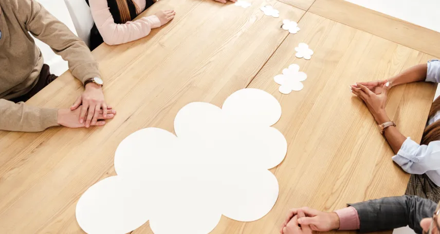 concetto di cloud per azienda informatica