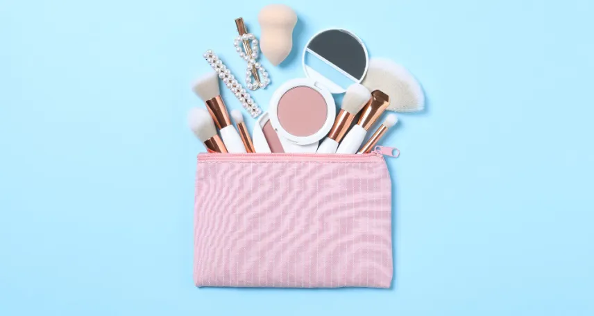 pochette in tessuto per prodotti di cosmetica