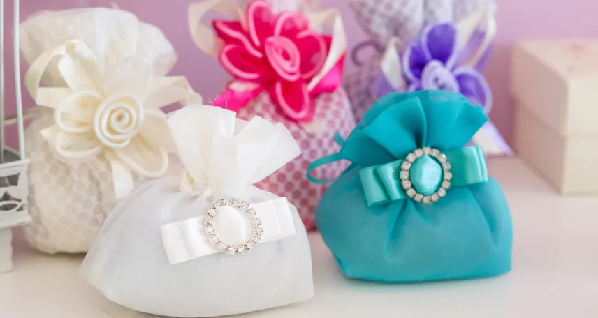 sacchetti di tessuto per bomboniere