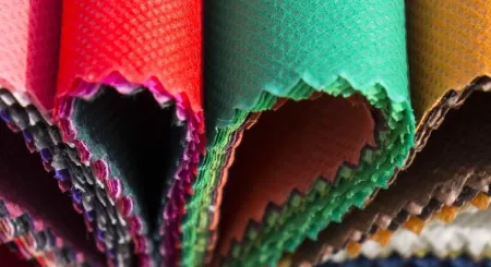 diversi tessuti riciclati