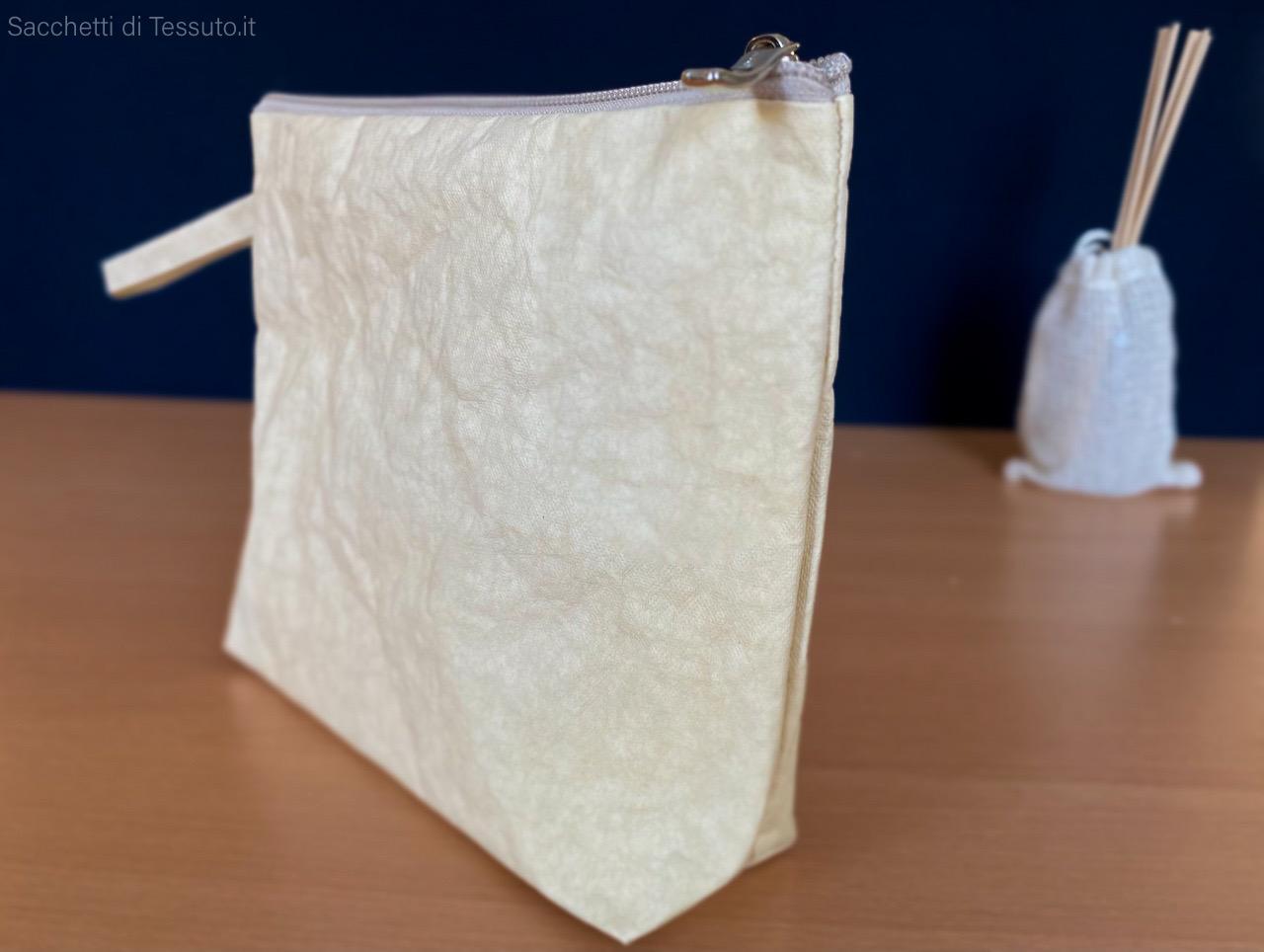 Pochette in hotsell tessuto