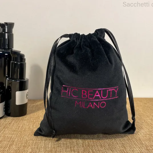 sacchetto in velluto morbido nero