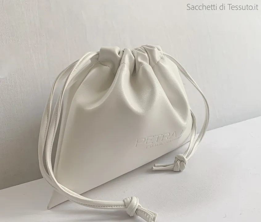 Sac en similicuir blanc
