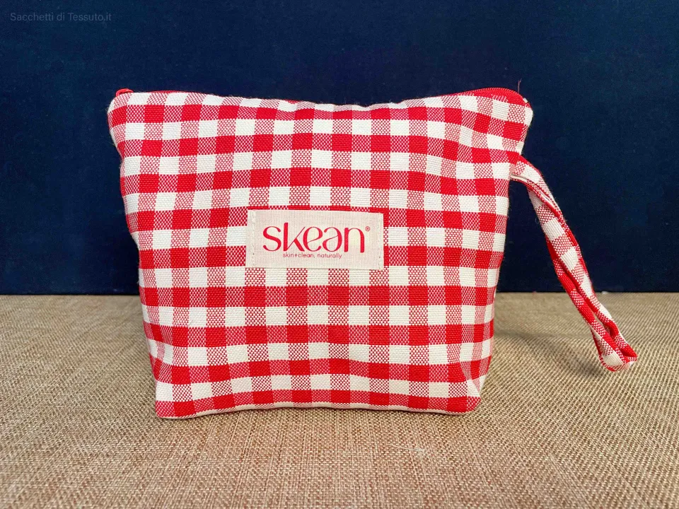 Cotton pocket square with red and white checks, personalized with front logo label