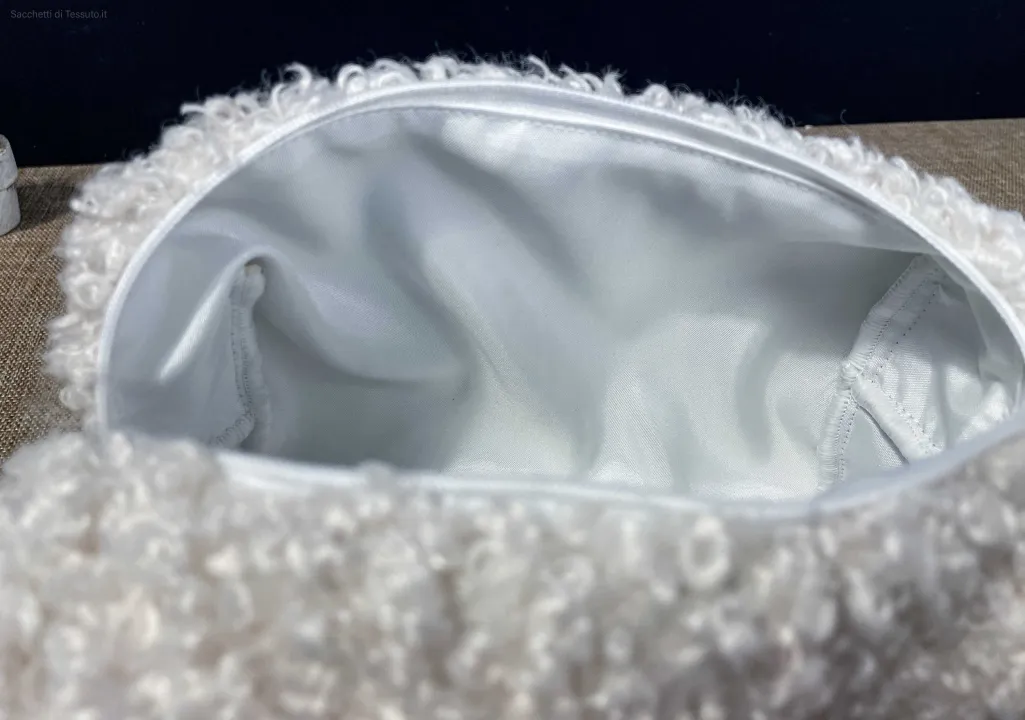 Doublure de pochette en bouclé