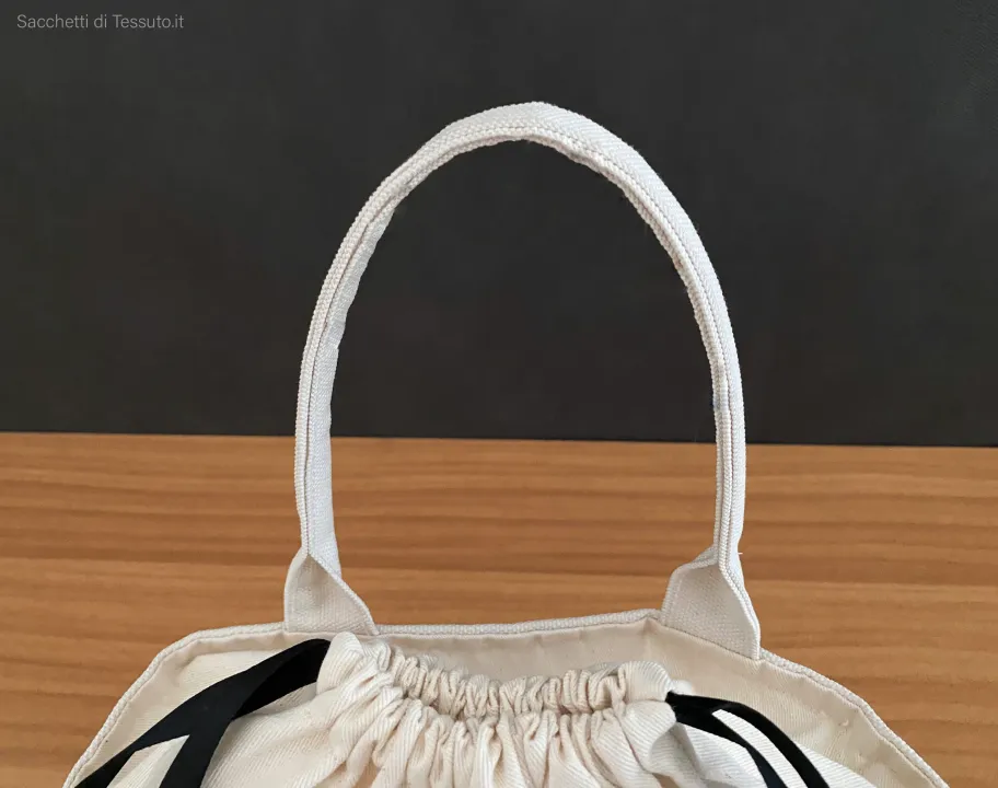 détail poignées sac en tissu coton canvas écologique avec poignées