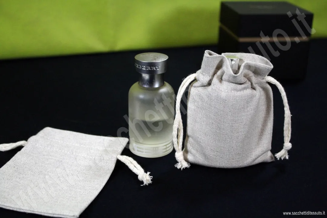 Sacchetto en coton gris chiné avec fermeture en bonbon, pour petits objets de mode, cosmétiques et produits bio véganes