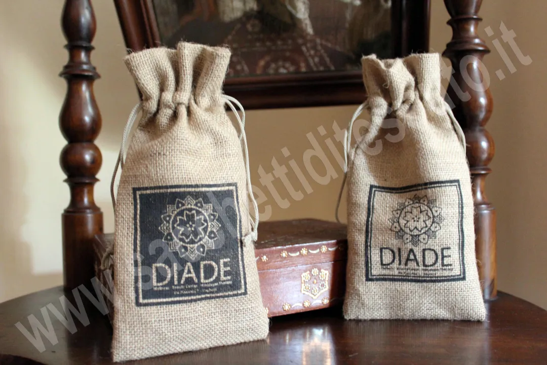 Petit sac en jute naturelle fermeture bonbon pour dragées cosmétiques et café