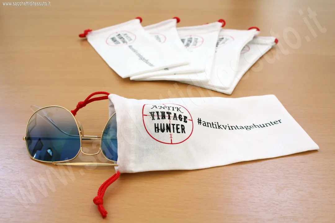 Microfiber pouch for glasses