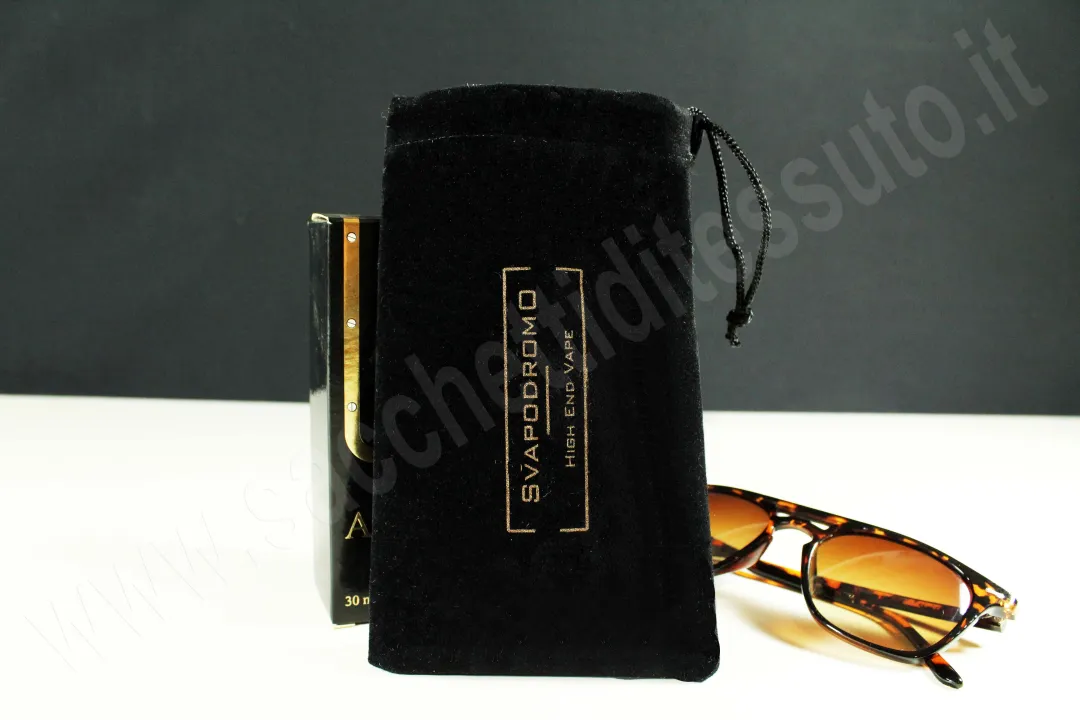Black velvet pouch for perfumes and aromas for electronic cigarettes
