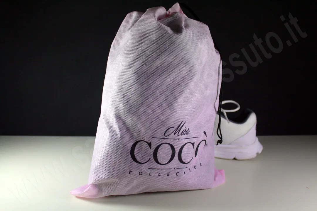 Non-woven fabric bag for footwear and leather goods