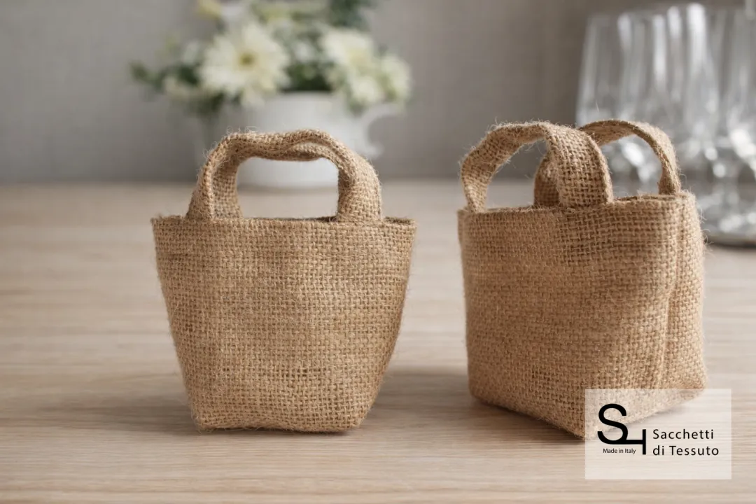 Jute pot holder for plants and flowers